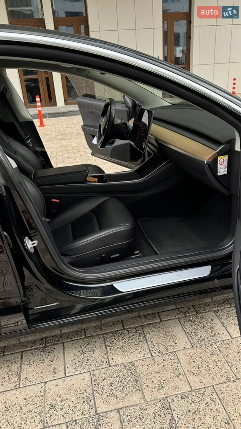 2019 Tesla Model 3 - мініатюра 11