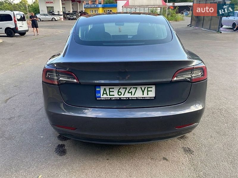 Седан Tesla Model 3 2019 в Днепре