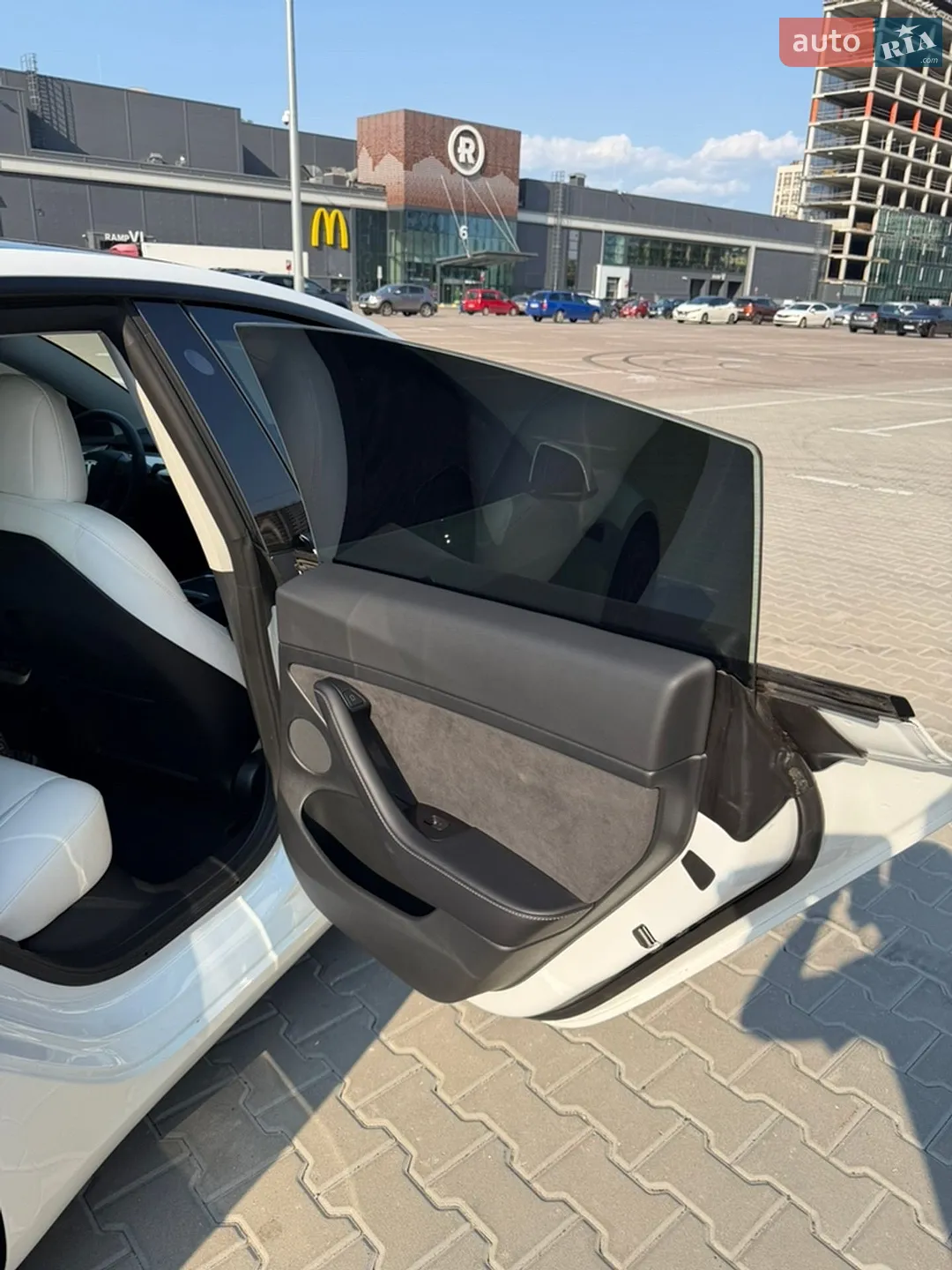 2022 Tesla Model 3 - мініатюра 30