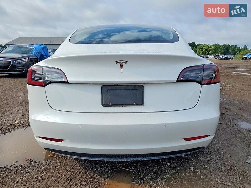 Седан Tesla Model 3 2020 в Одесі