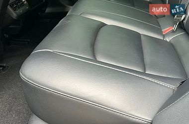 Седан Tesla Model 3 2022 в Києві