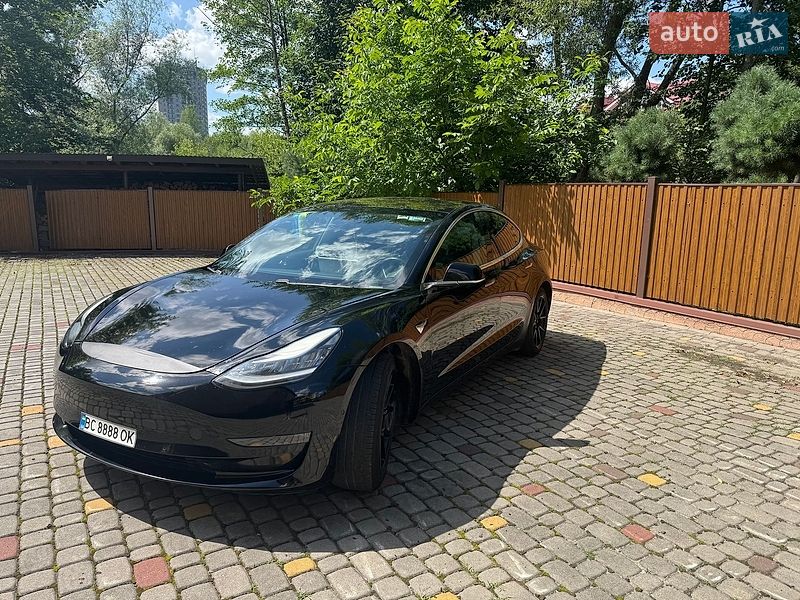 Tesla Model 3 2018