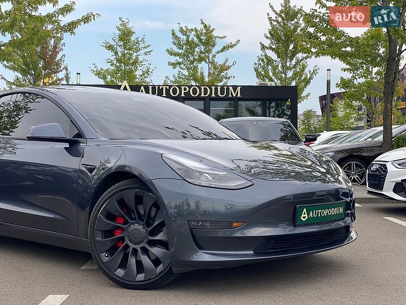 Седан Tesla Model 3 2022 в Киеве фото 4 Седан Tesla Model 3 2022 в Киеве