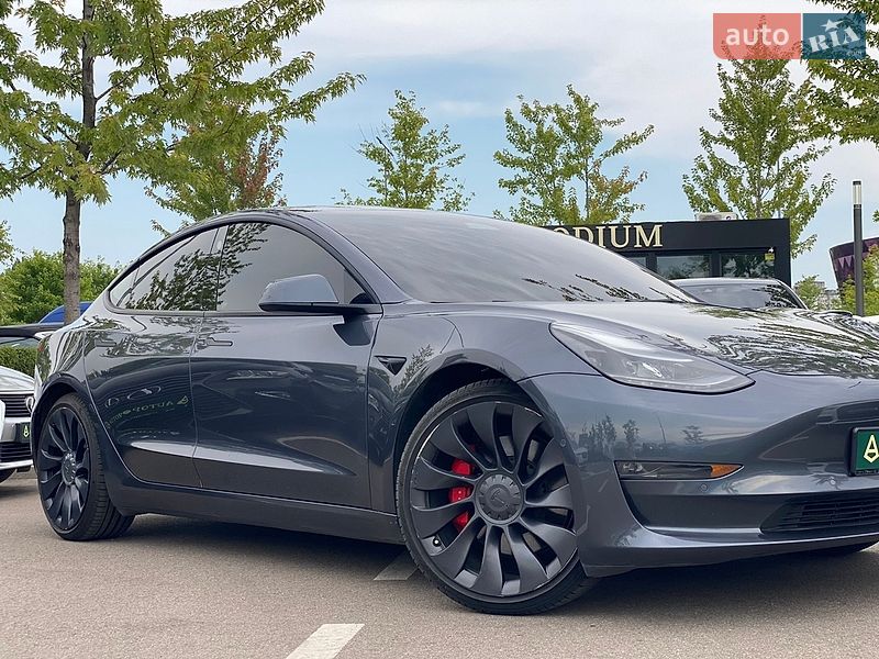 Седан Tesla Model 3 2022 в Киеве фото 3 Седан Tesla Model 3 2022 в Киеве