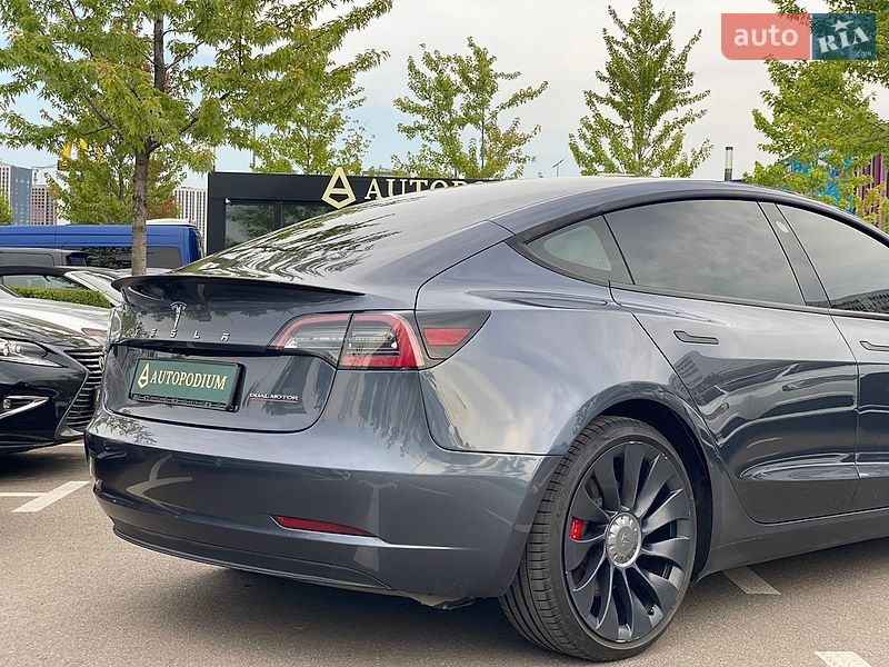 Седан Tesla Model 3 2022 в Киеве фото 11 Седан Tesla Model 3 2022 в Киеве