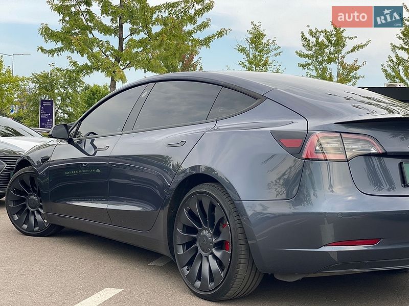 Седан Tesla Model 3 2022 в Киеве фото 16 Седан Tesla Model 3 2022 в Киеве