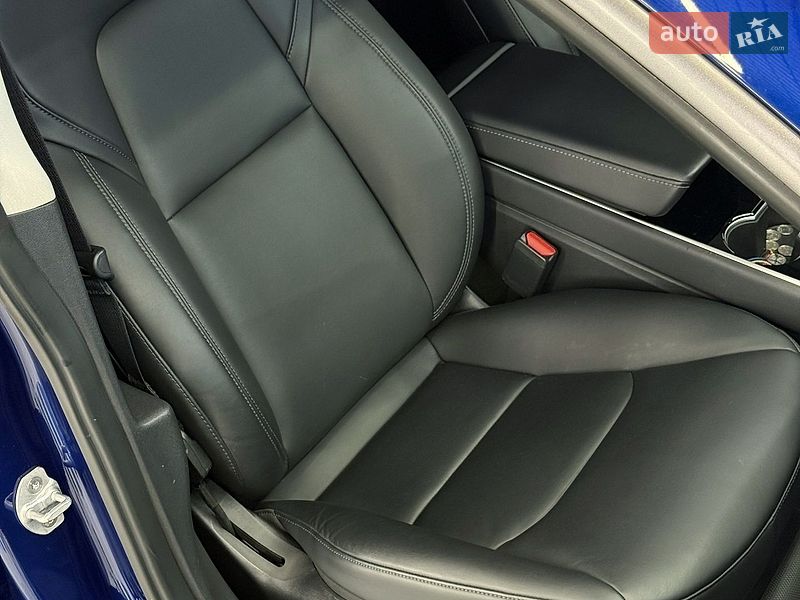 Седан Tesla Model 3 2020 в Киеве