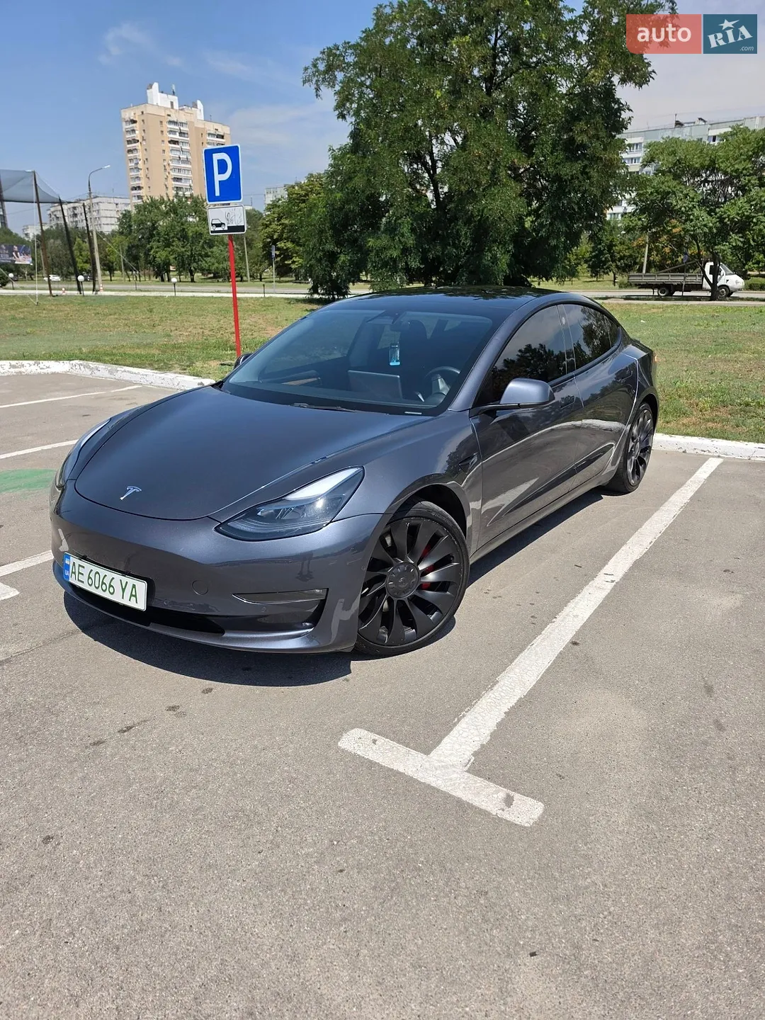 2022 Tesla Model 3 - фото 1