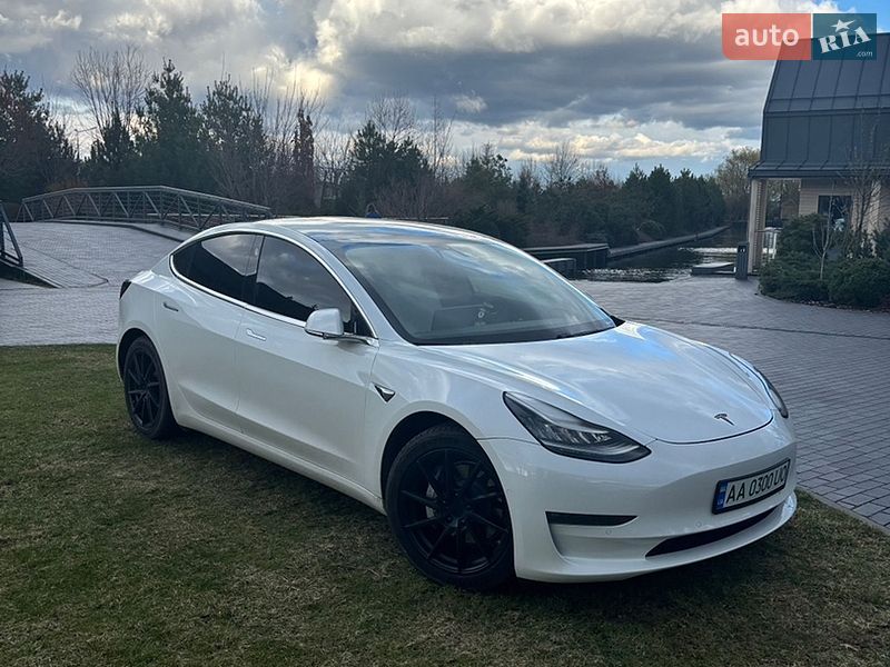 Седан Tesla Model 3 2020 в Борисполе фото 6 Седан Tesla Model 3 2020 в Борисполе