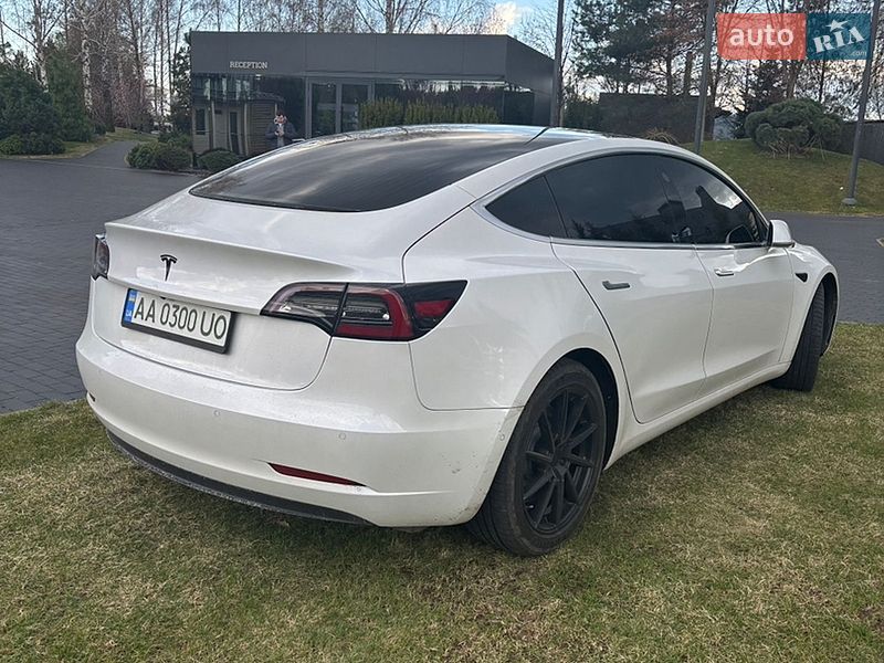 Седан Tesla Model 3 2020 в Борисполе фото 4 Седан Tesla Model 3 2020 в Борисполе