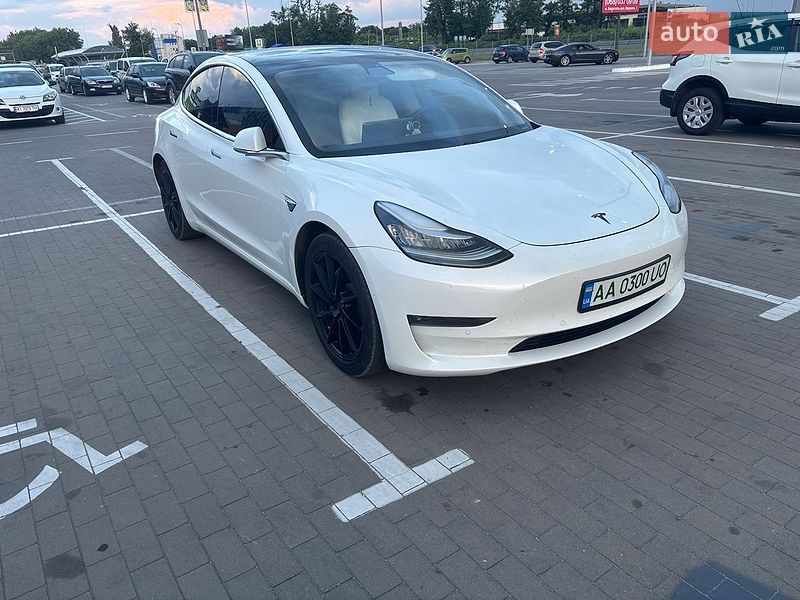 Седан Tesla Model 3 2020 в Борисполе фото 3 Седан Tesla Model 3 2020 в Борисполе