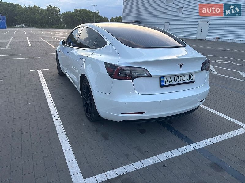 Седан Tesla Model 3 2020 в Борисполе фото 12 Седан Tesla Model 3 2020 в Борисполе