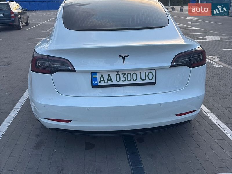 Седан Tesla Model 3 2020 в Борисполе фото 13 Седан Tesla Model 3 2020 в Борисполе