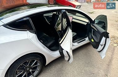 Седан Tesla Model 3 2021 в Запорожье