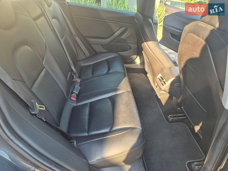 Седан Tesla Model 3 2019 в Запорожье