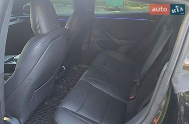 Седан Tesla Model 3 2024 в Дніпрі