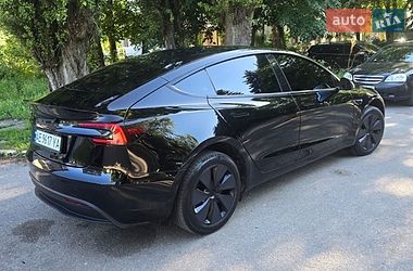 Седан Tesla Model 3 2024 в Дніпрі