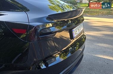 Седан Tesla Model 3 2024 в Днепре