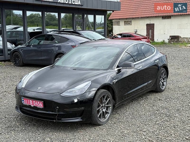 Tesla Model 3 2018 Tesla Model 3 2018
