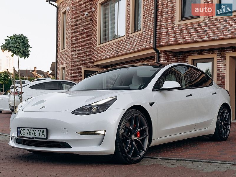 Седан Tesla Model 3 2023 в Киеве фото Седан Tesla Model 3 2023 в Киеве