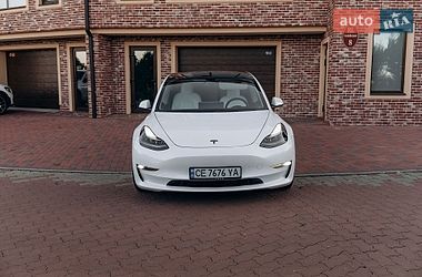 Седан Tesla Model 3 2023 в Києві