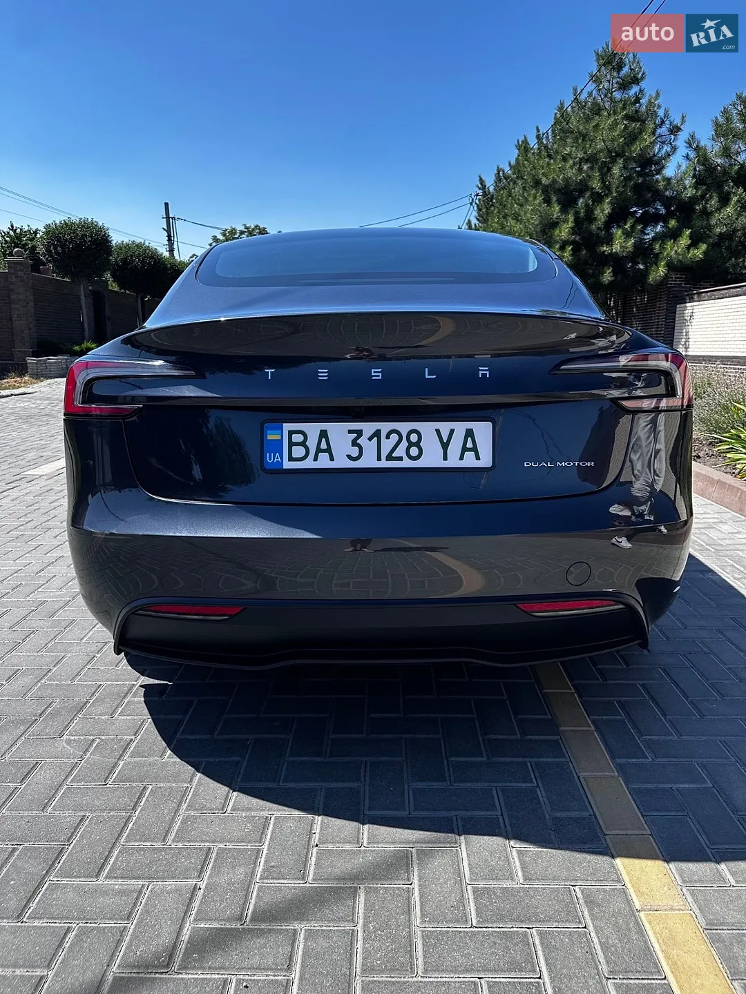 2025 Tesla Model 3 - мініатюра 6