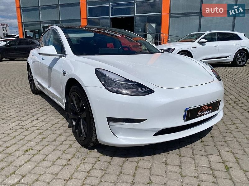 Tesla Model 3 2018 Tesla Model 3 2018