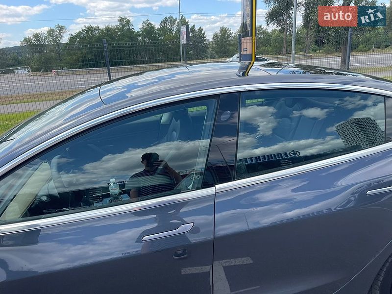 Седан Tesla Model 3 2019 в Киеве фото 31 Седан Tesla Model 3 2019 в Киеве