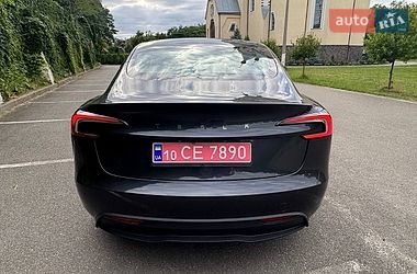 Седан Tesla Model 3 2025 в Киеве фото 6 Седан Tesla Model 3 2025 в Киеве