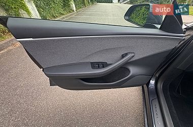 Седан Tesla Model 3 2025 в Киеве фото 18 Седан Tesla Model 3 2025 в Киеве
