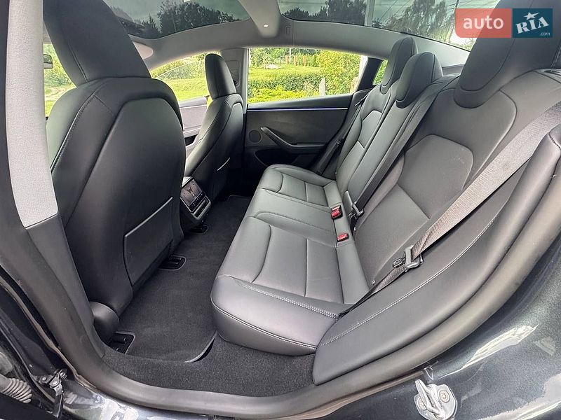 Седан Tesla Model 3 2025 в Киеве фото 31 Седан Tesla Model 3 2025 в Киеве