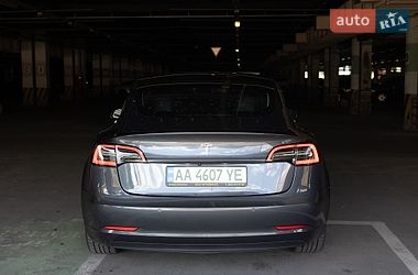 Седан Tesla Model 3 2019 в Києві