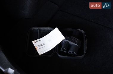 Седан Tesla Model 3 2019 в Києві