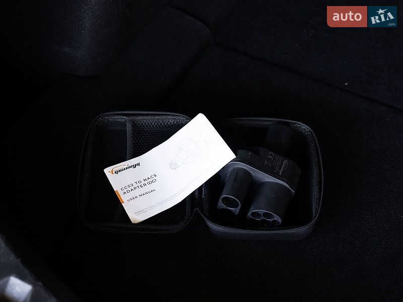 Седан Tesla Model 3 2019 в Києві