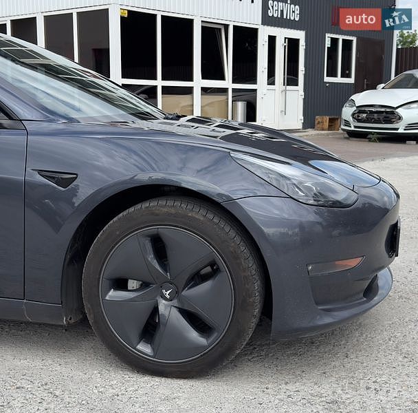 Седан Tesla Model 3 2022 в Вінниці