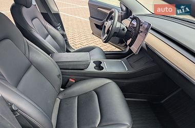 Седан Tesla Model 3 2022 в Івано-Франківську