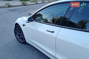 Седан Tesla Model 3 2021 в Запоріжжі