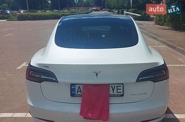 Седан Tesla Model 3 2020 в Житомире