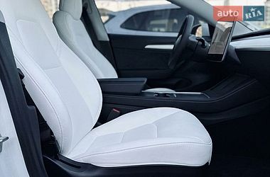 Седан Tesla Model 3 2022 в Ивано-Франковске
