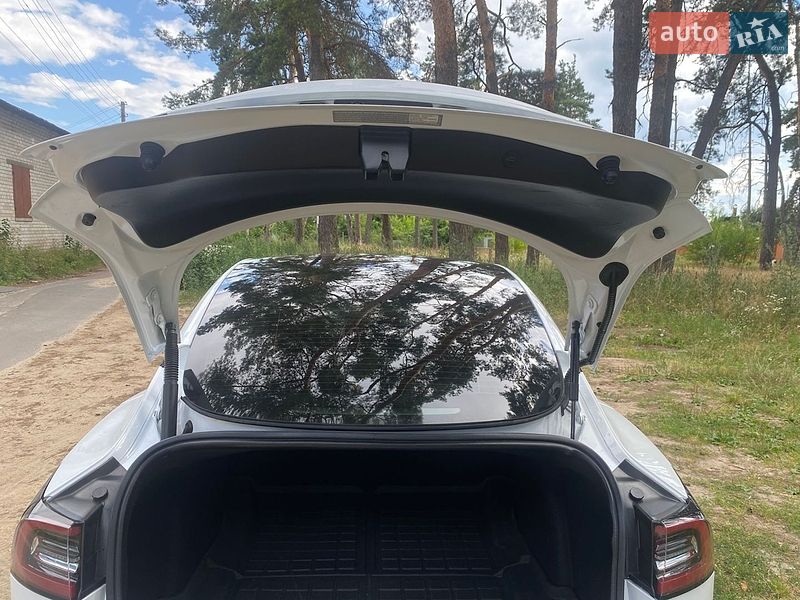 Седан Tesla Model 3 2021 в Чернигове фото 15 Седан Tesla Model 3 2021 в Чернигове