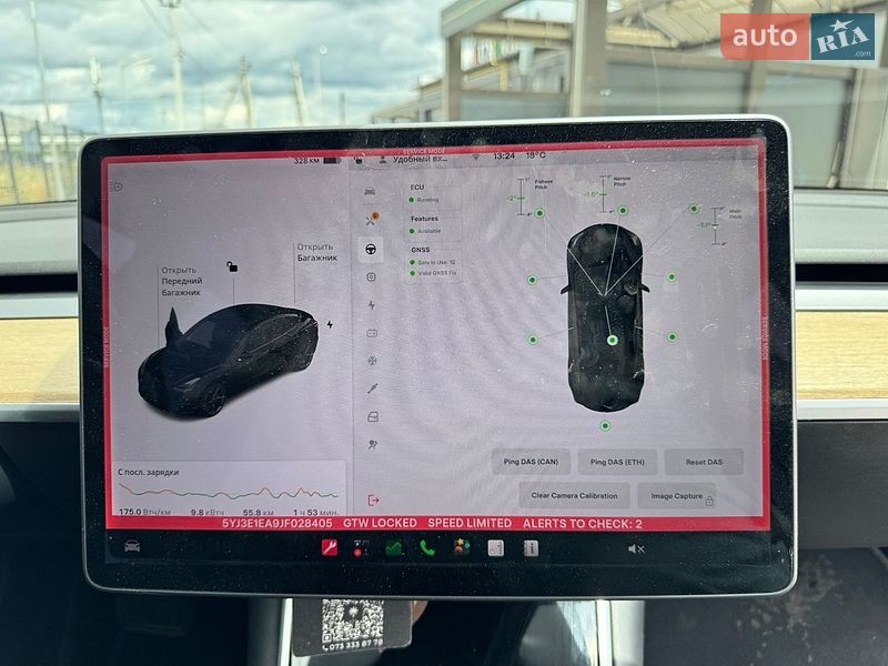Седан Tesla Model 3 2018 в Львове