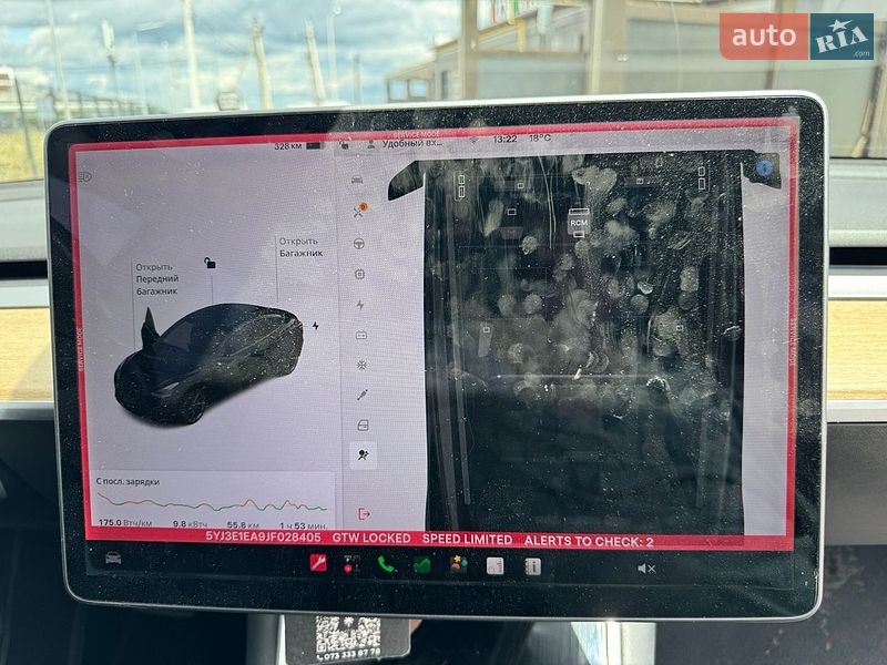 Седан Tesla Model 3 2018 в Львове