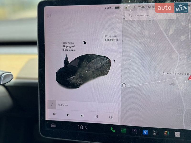 Седан Tesla Model 3 2018 в Львове