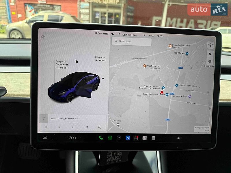 Седан Tesla Model 3 2018 в Львове