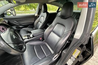 Седан Tesla Model 3 2019 в Нетішині