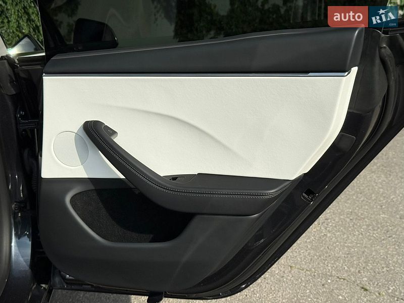 Седан Tesla Model 3 2025 в Харкові фото 18 Седан Tesla Model 3 2025 в Харкові