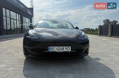 Седан Tesla Model 3 2022 в Львові