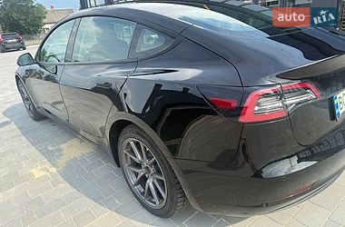 Седан Tesla Model 3 2022 в Львові