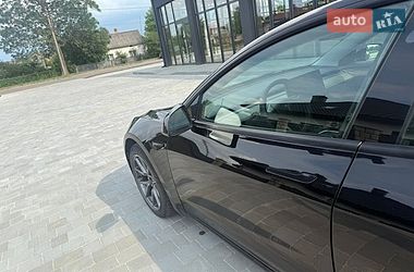 Седан Tesla Model 3 2022 в Львові