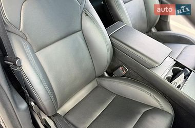 Седан Tesla Model 3 2024 в Одесі